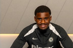 开云官网-冲刺阶段英超传出新动向，犹他爵士内部沟通，管理层表态——震撼外界，团队化学反应显著的简单介绍